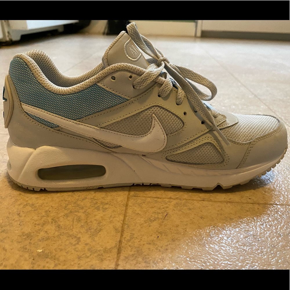 Nike air max